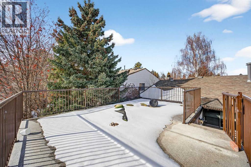 100 Strathcona Close Sw, Calgary, Alberta  T3H 1L3 - Photo 40 - A2294740