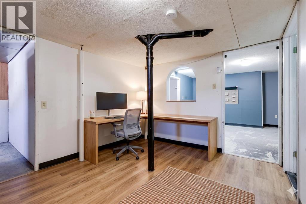 21 Mountain Circle Se, Airdrie, Alberta  T4A 1X8 - Photo 23 - A2299433