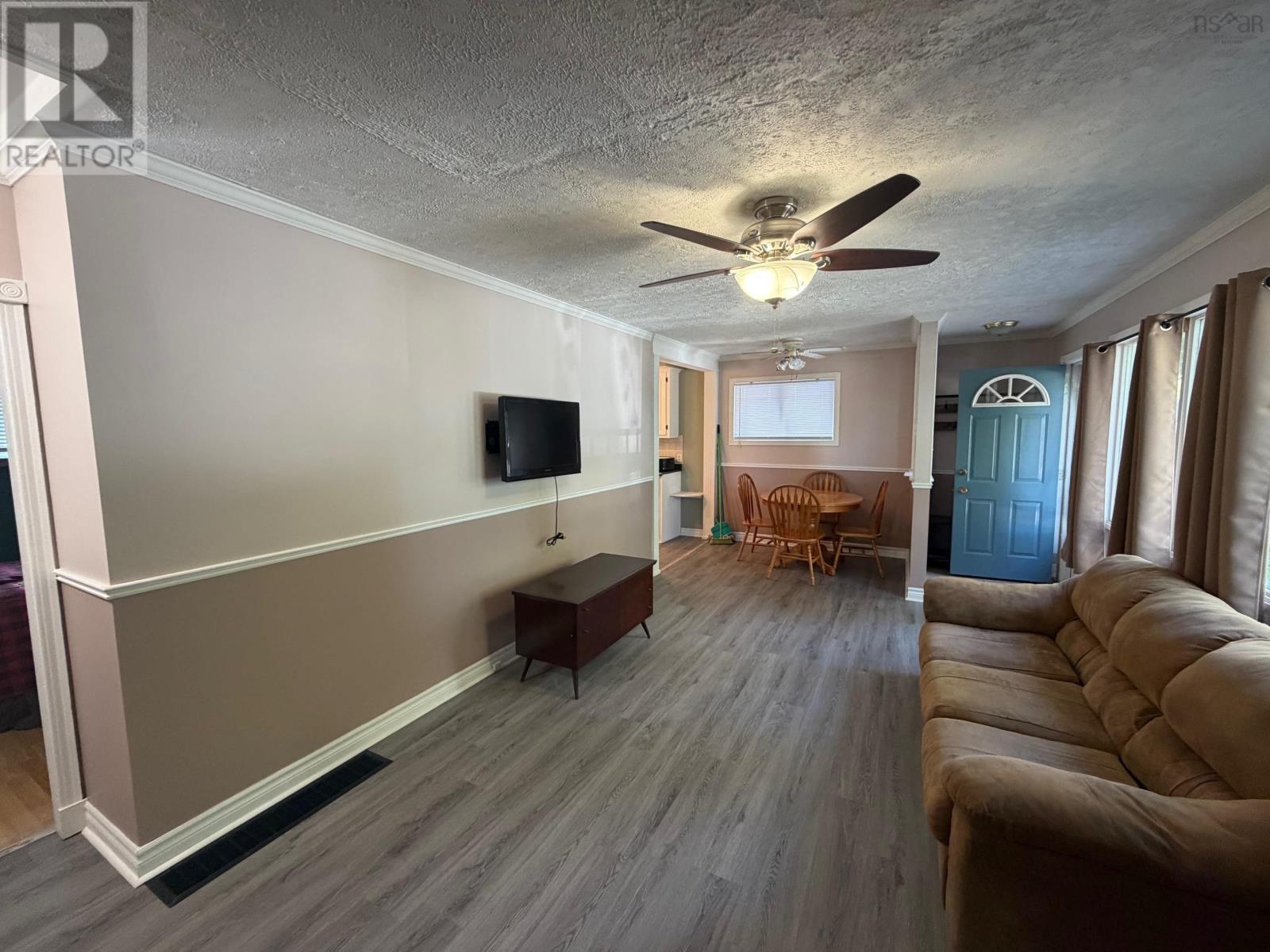 24 Highland Street, Sydney, Nova Scotia  B1P 4H9 - Photo 16 - 202523944