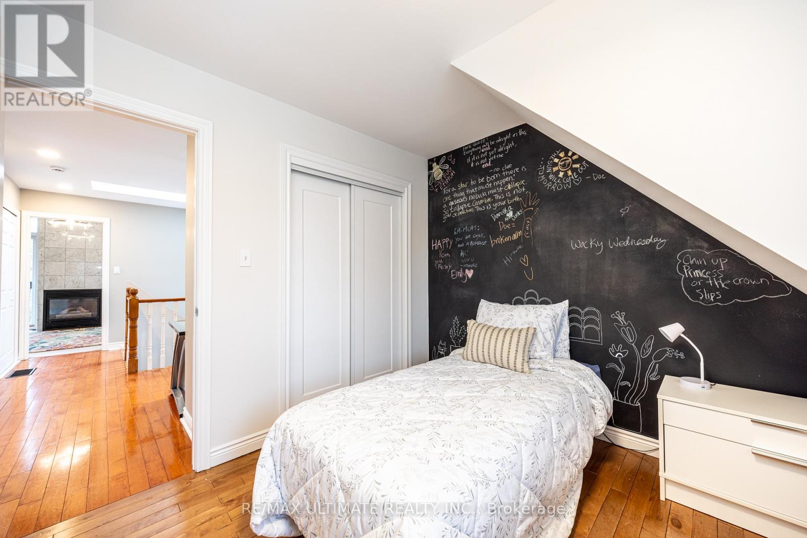 156 Glenvale Boulevard, Toronto, Ontario  M4G 2W3 - Photo 38 - C12997378