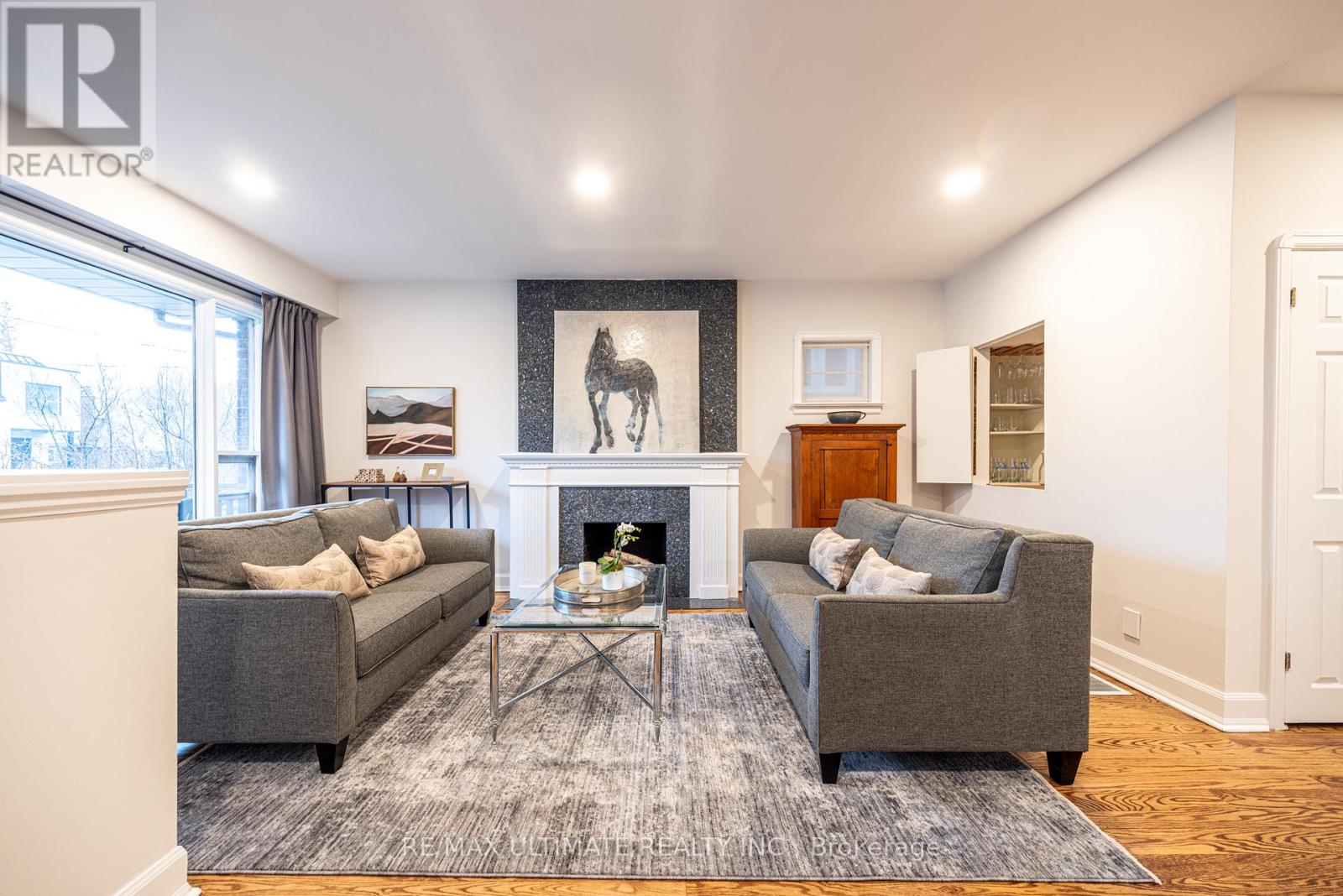 156 Glenvale Boulevard, Toronto, Ontario  M4G 2W3 - Photo 4 - C12997378