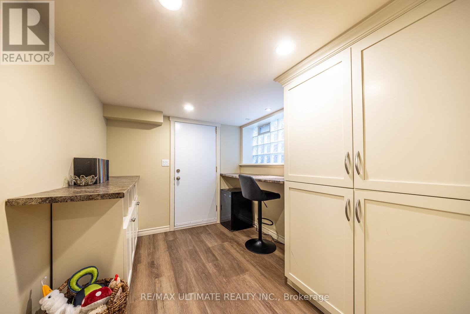 156 Glenvale Boulevard, Toronto, Ontario  M4G 2W3 - Photo 45 - C12997378