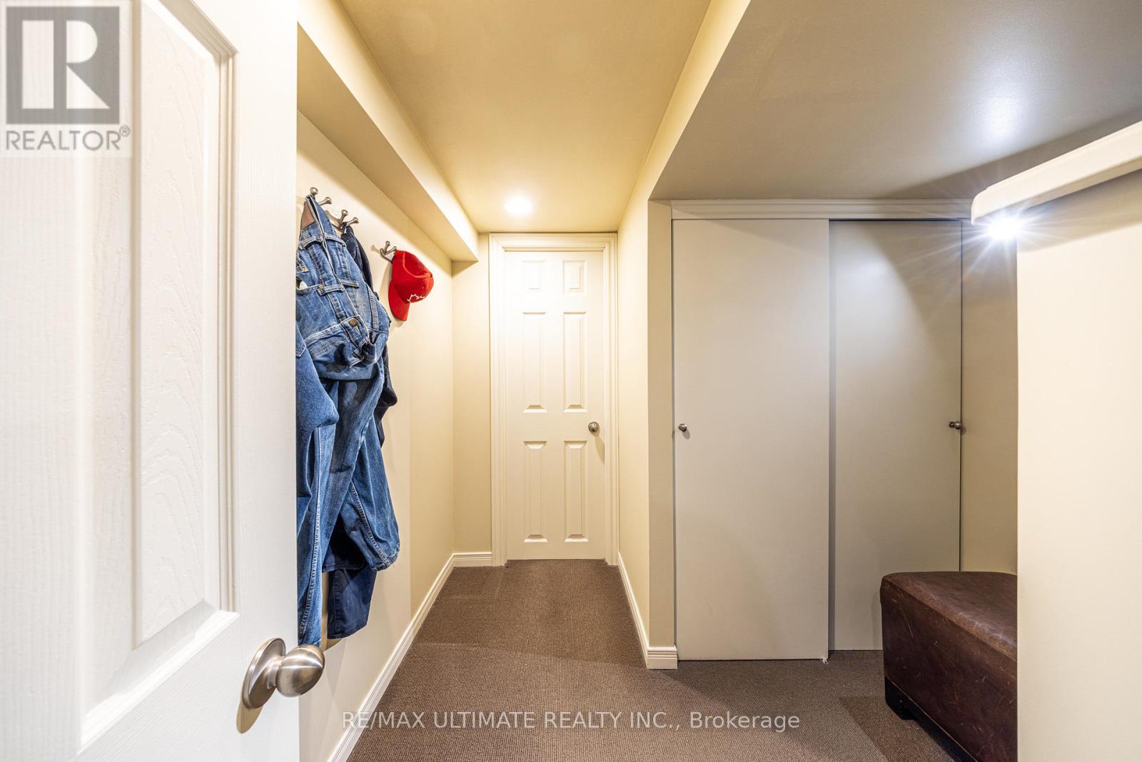 156 Glenvale Boulevard, Toronto, Ontario  M4G 2W3 - Photo 44 - C12997378