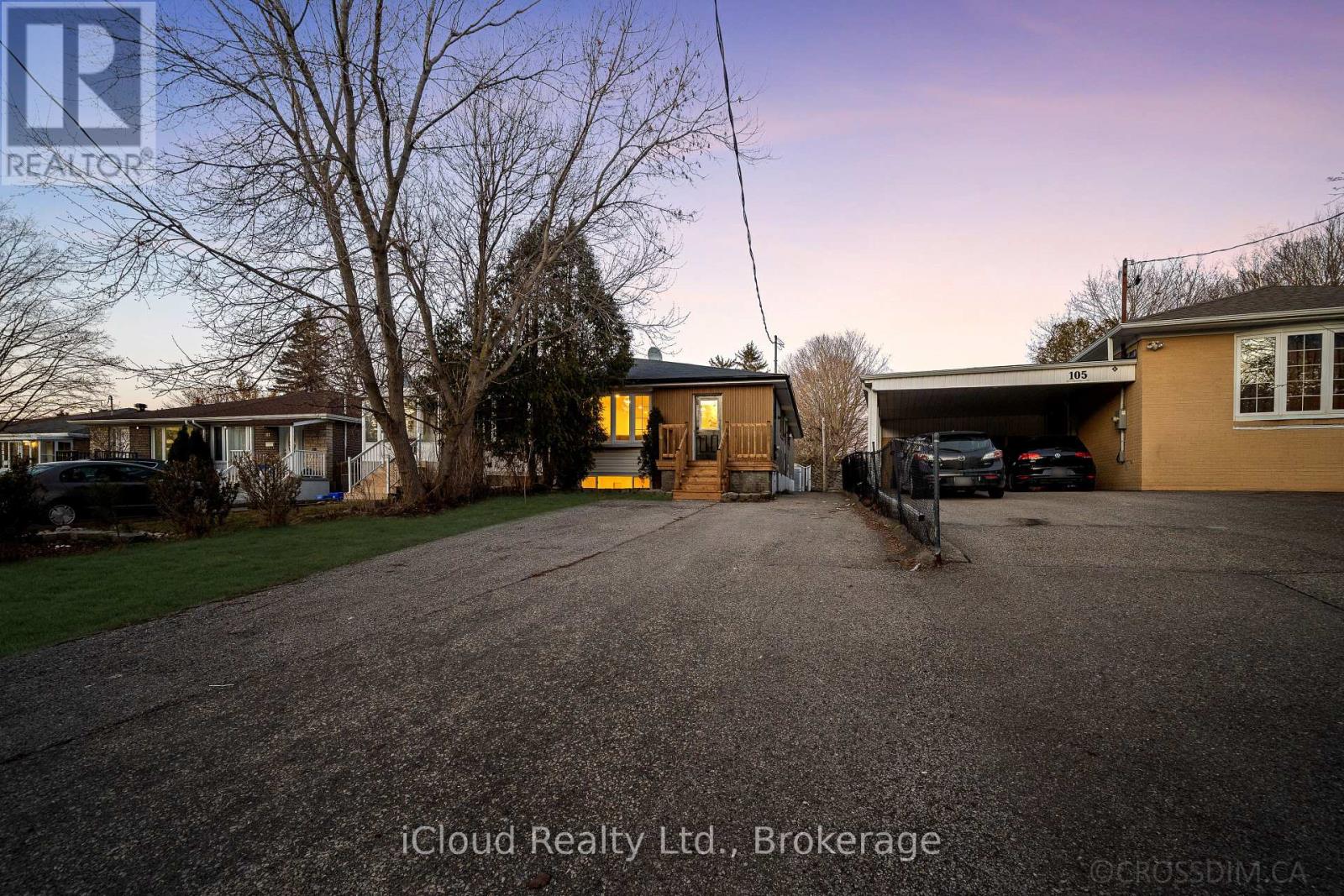 107 Bayview Parkway, Newmarket, Ontario  L3Y 3W2 - Photo 5 - N12985090