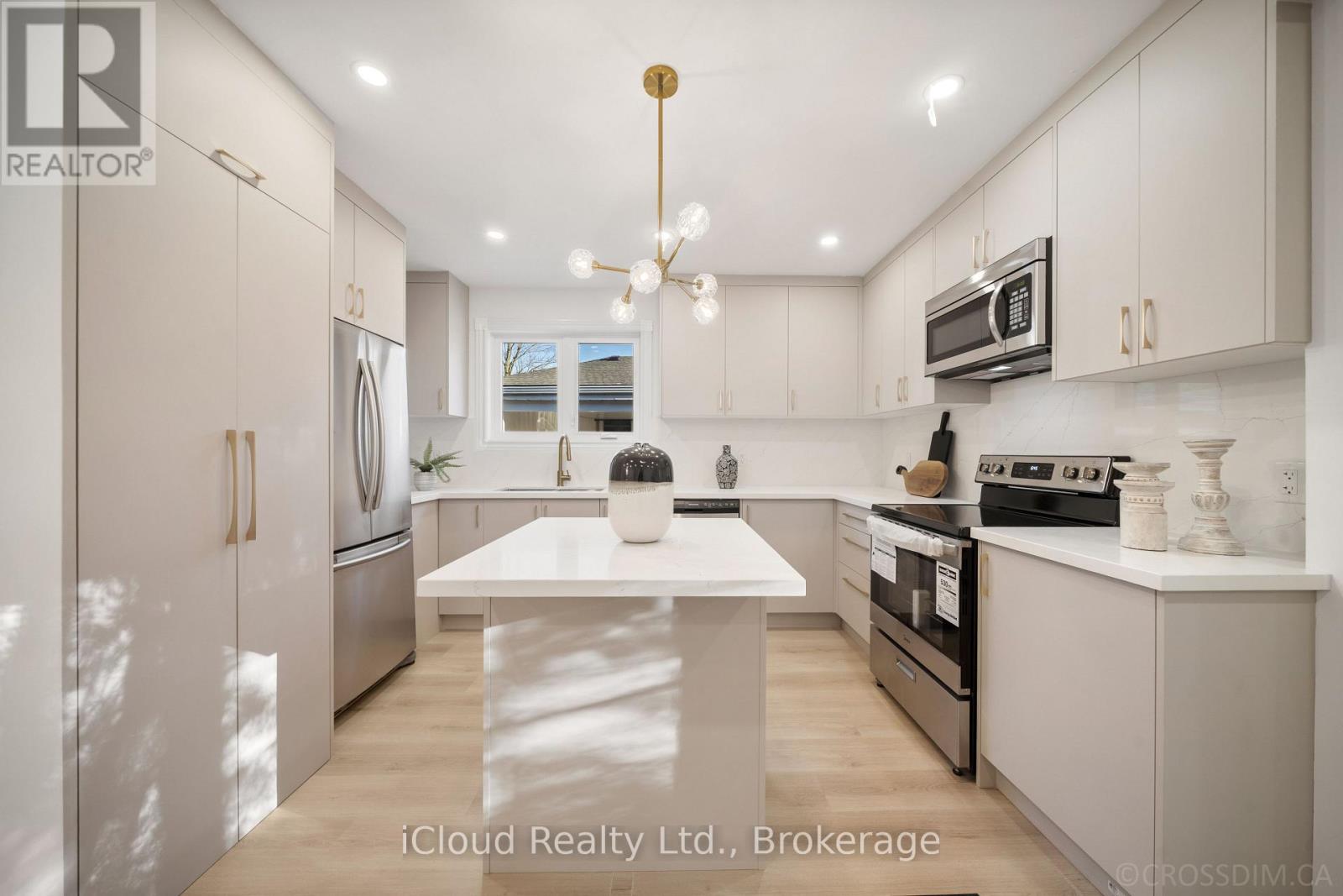 107 Bayview Parkway, Newmarket, Ontario  L3Y 3W2 - Photo 13 - N12985090