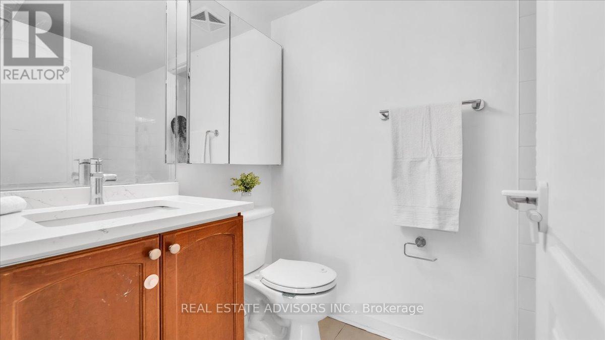 2208 - 6 Dayspring Circle, Brampton, Ontario  L6P 2Z6 - Photo 17 - W12997542