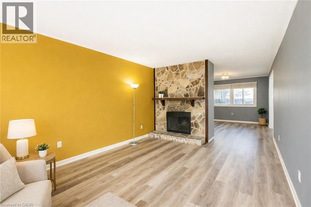 121 E University Avenue E Unit# 102, Waterloo, Ontario  N2J 4J1 - Photo 2 - 40820934