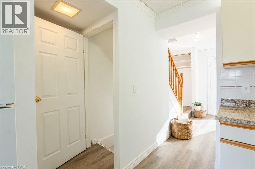 121 E University Avenue E Unit# 102, Waterloo, Ontario  N2J 4J1 - Photo 23 - 40820934