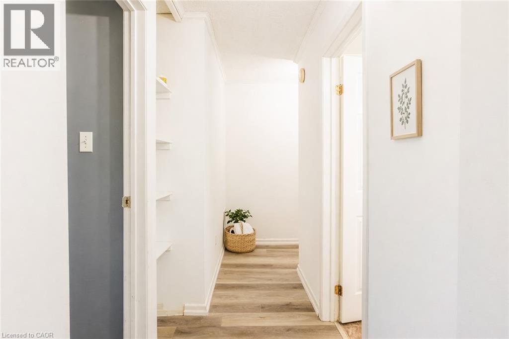 121 E University Avenue E Unit# 102, Waterloo, Ontario  N2J 4J1 - Photo 27 - 40820934