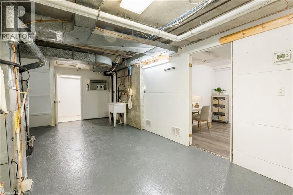 121 E University Avenue E Unit# 102, Waterloo, Ontario  N2J 4J1 - Photo 32 - 40820934