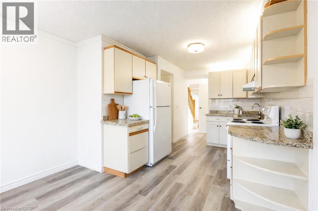 121 E University Avenue E Unit# 102, Waterloo, Ontario  N2J 4J1 - Photo 5 - 40820934