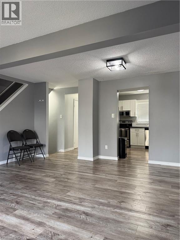 255 Northlake Drive Unit# 6, Waterloo, Ontario  N2V 1Z2 - Photo 3 - 40819935