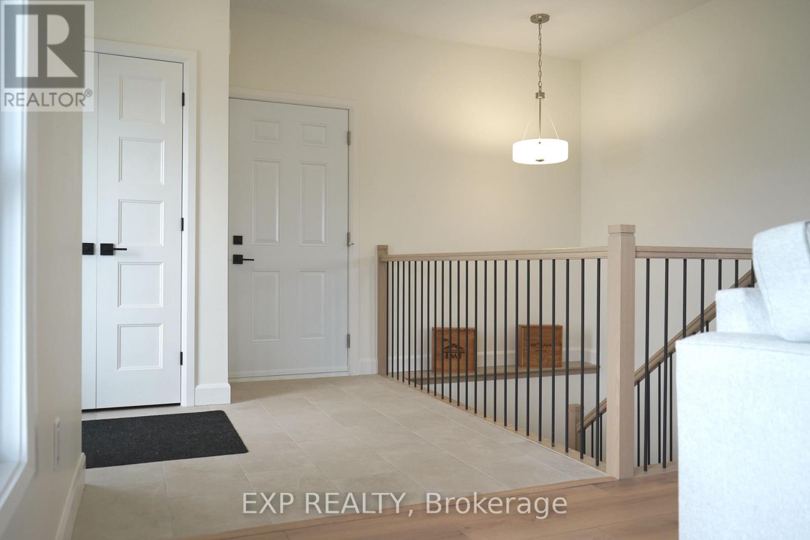 156 Giroux Street, The Nation, Ontario  K0A 2M0 - Photo 2 - X12961570