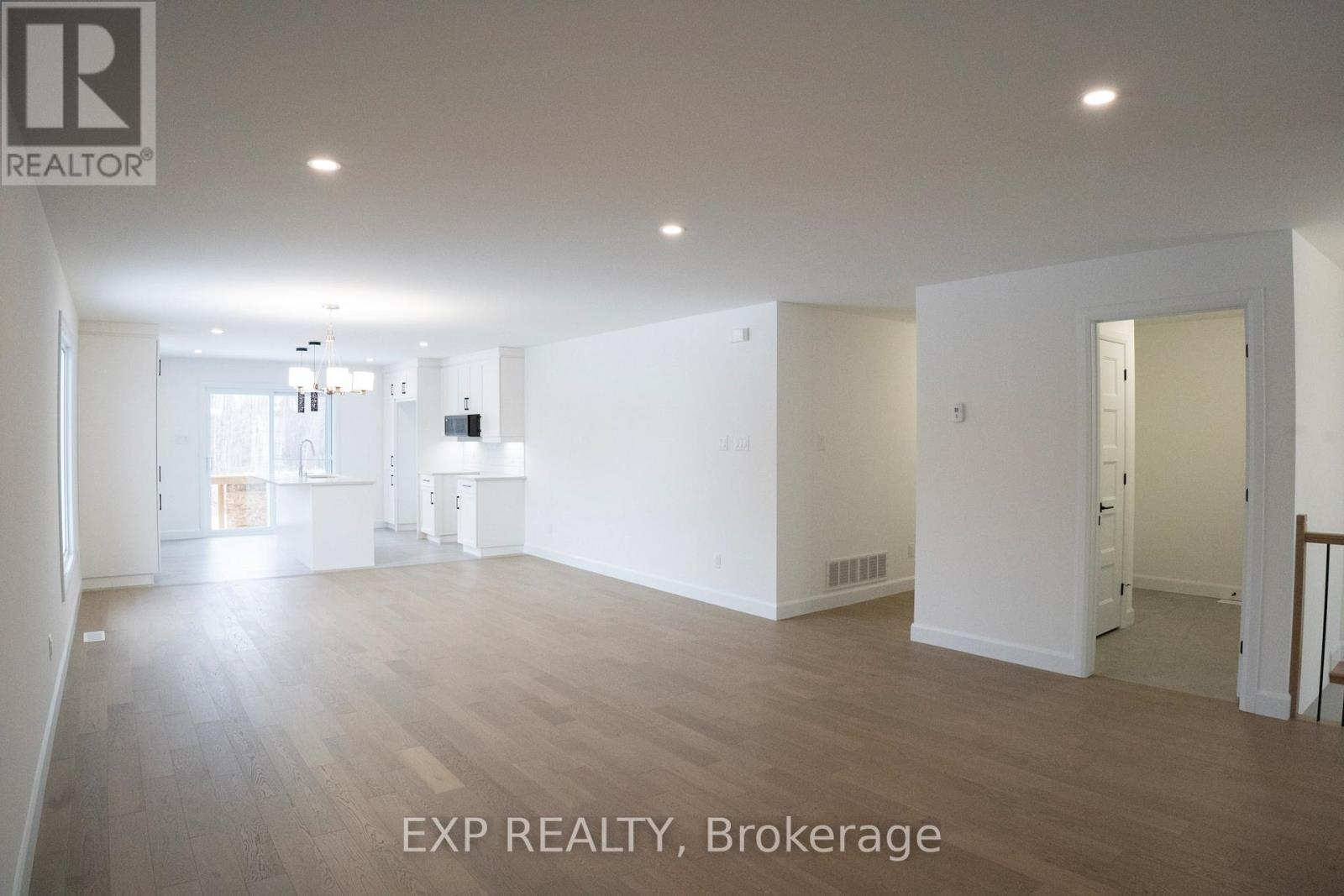 144 Giroux Street, The Nation, Ontario  K0A 2M0 - Photo 3 - X12998486