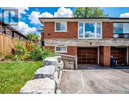 26 DELLBROOK CRESCENT, Toronto, Ontario