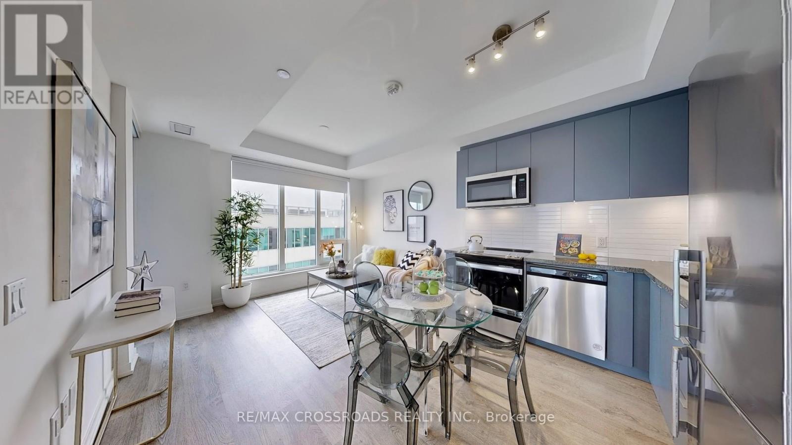 319e - 8868 Yonge Street, Richmond Hill, Ontario  L4C 0T4 - Photo 10 - N12568692