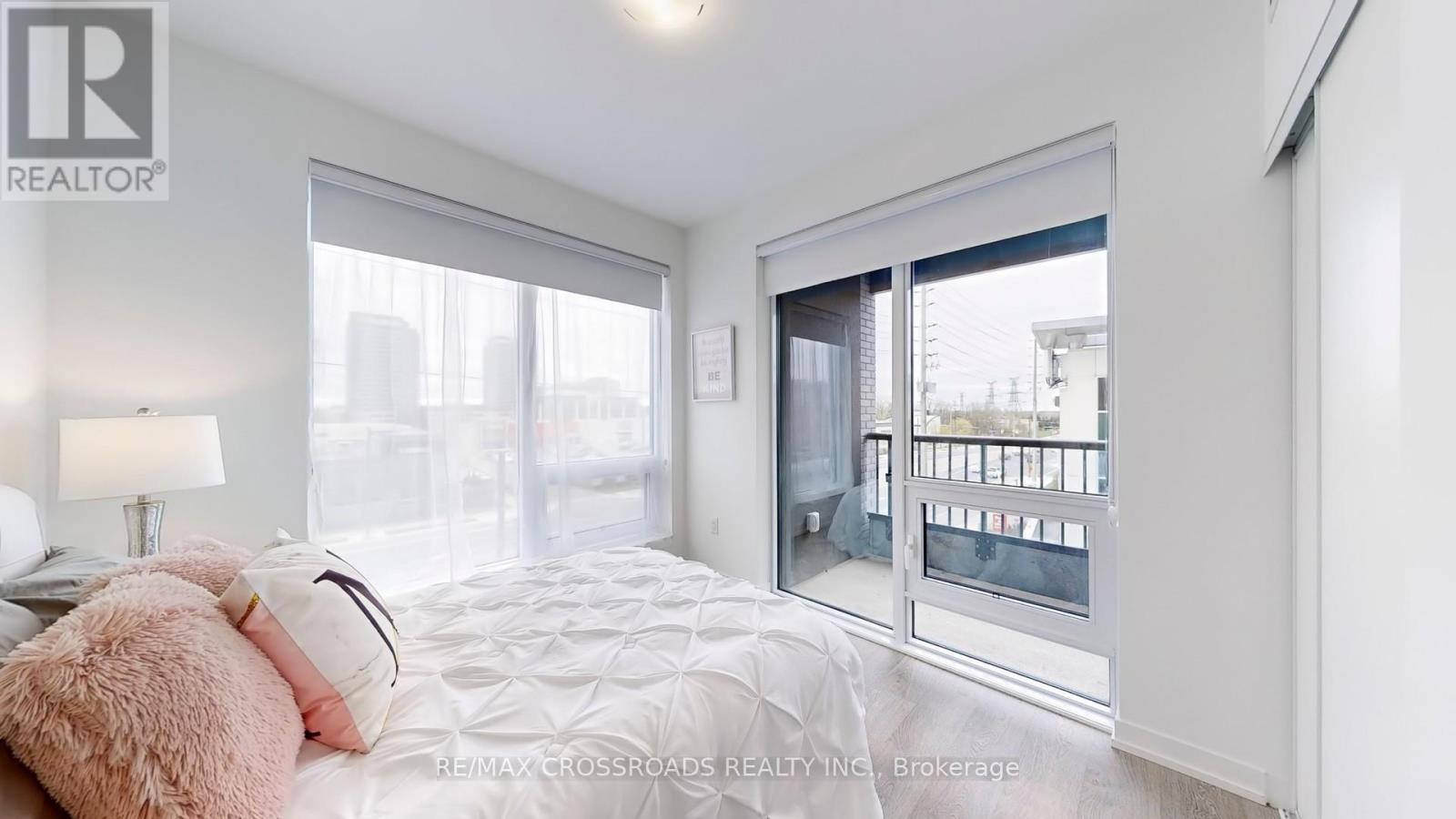 319e - 8868 Yonge Street, Richmond Hill, Ontario  L4C 0T4 - Photo 18 - N12568692