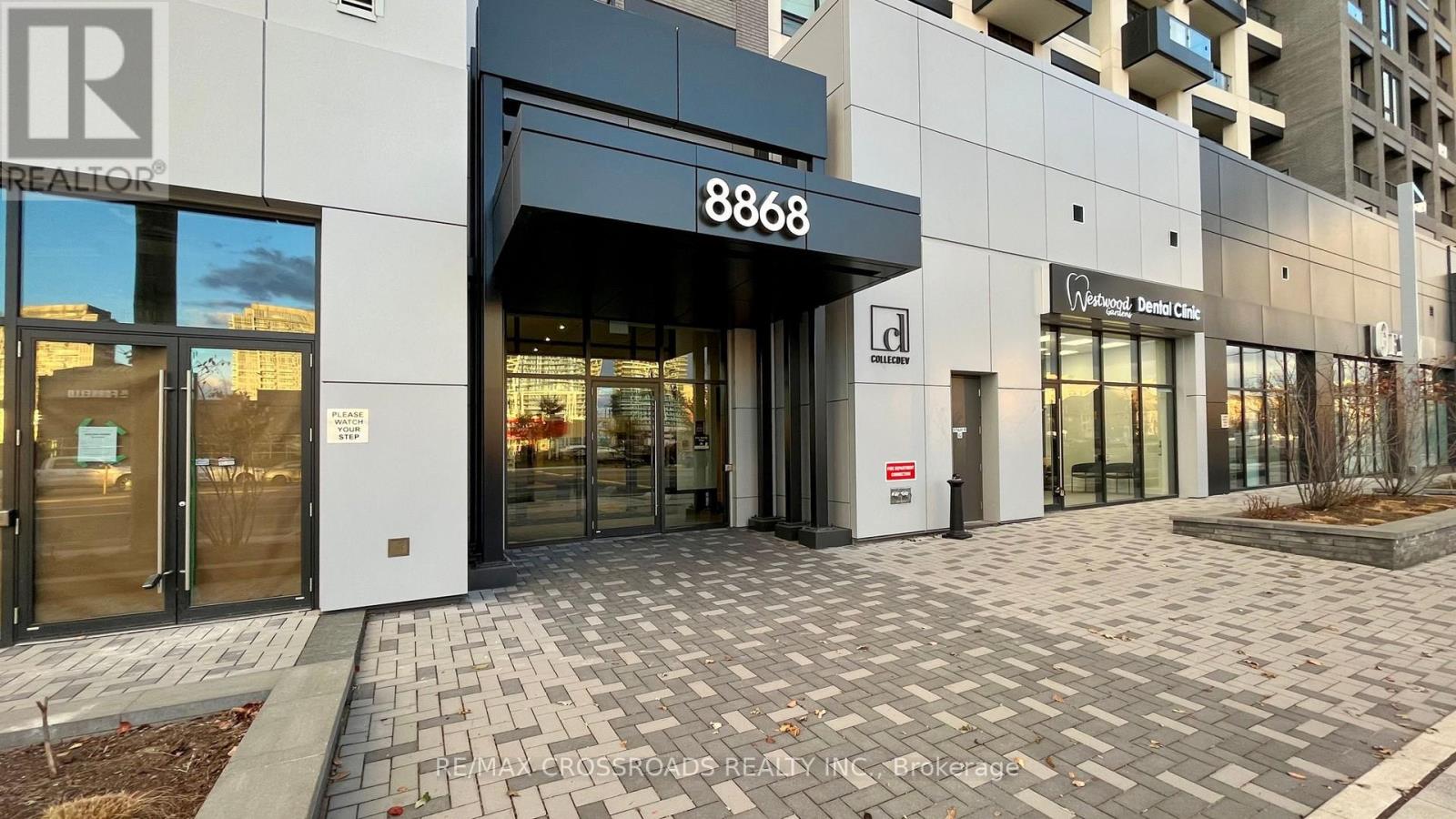 319e - 8868 Yonge Street, Richmond Hill, Ontario  L4C 0T4 - Photo 4 - N12568692