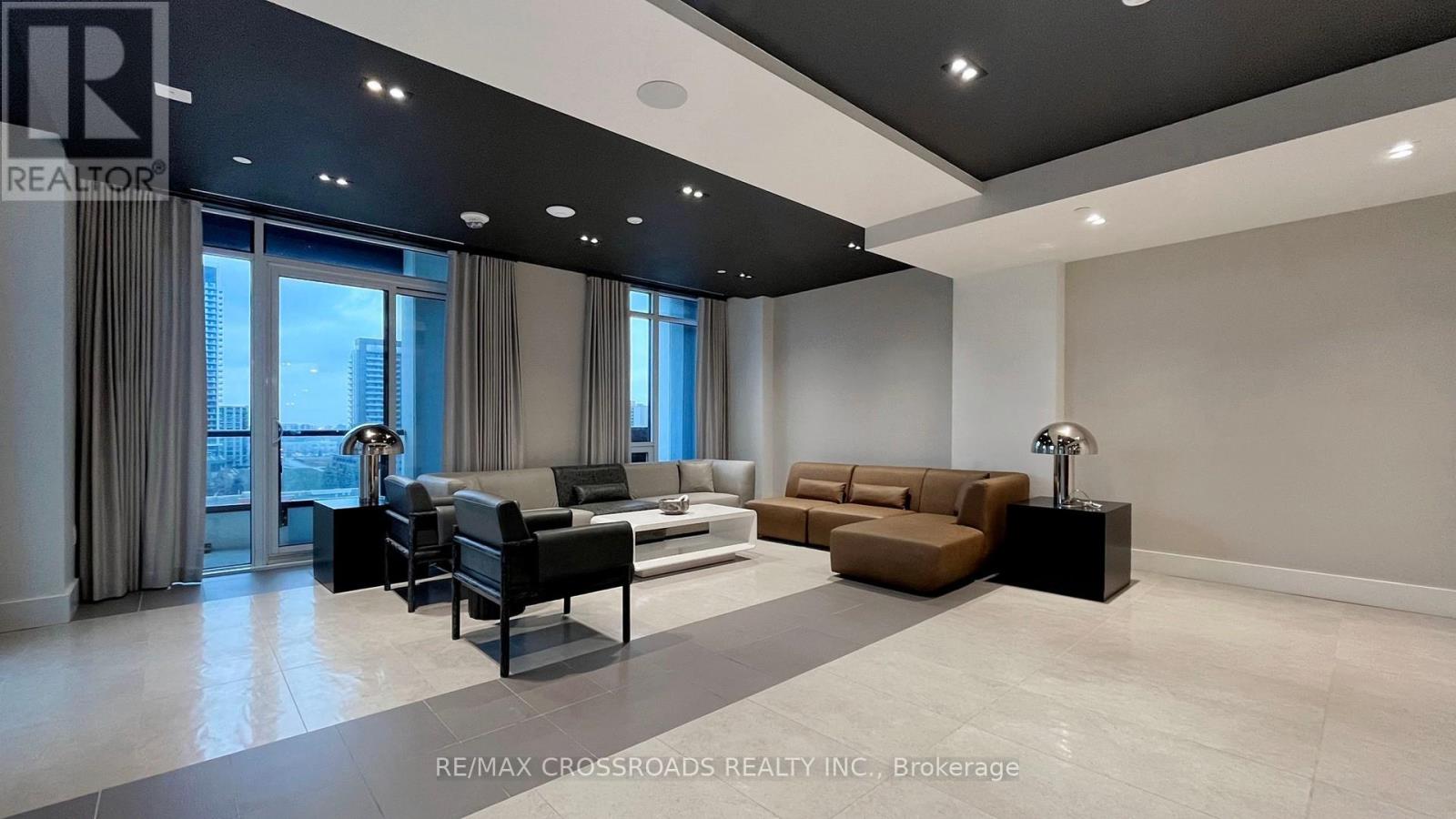 319e - 8868 Yonge Street, Richmond Hill, Ontario  L4C 0T4 - Photo 7 - N12568692