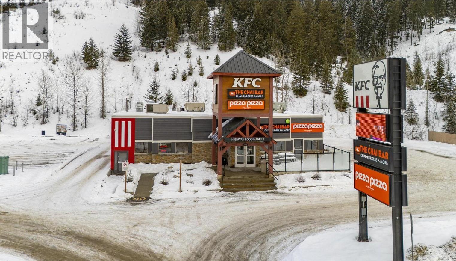 1002 Trans Canada Highway, Golden, British Columbia