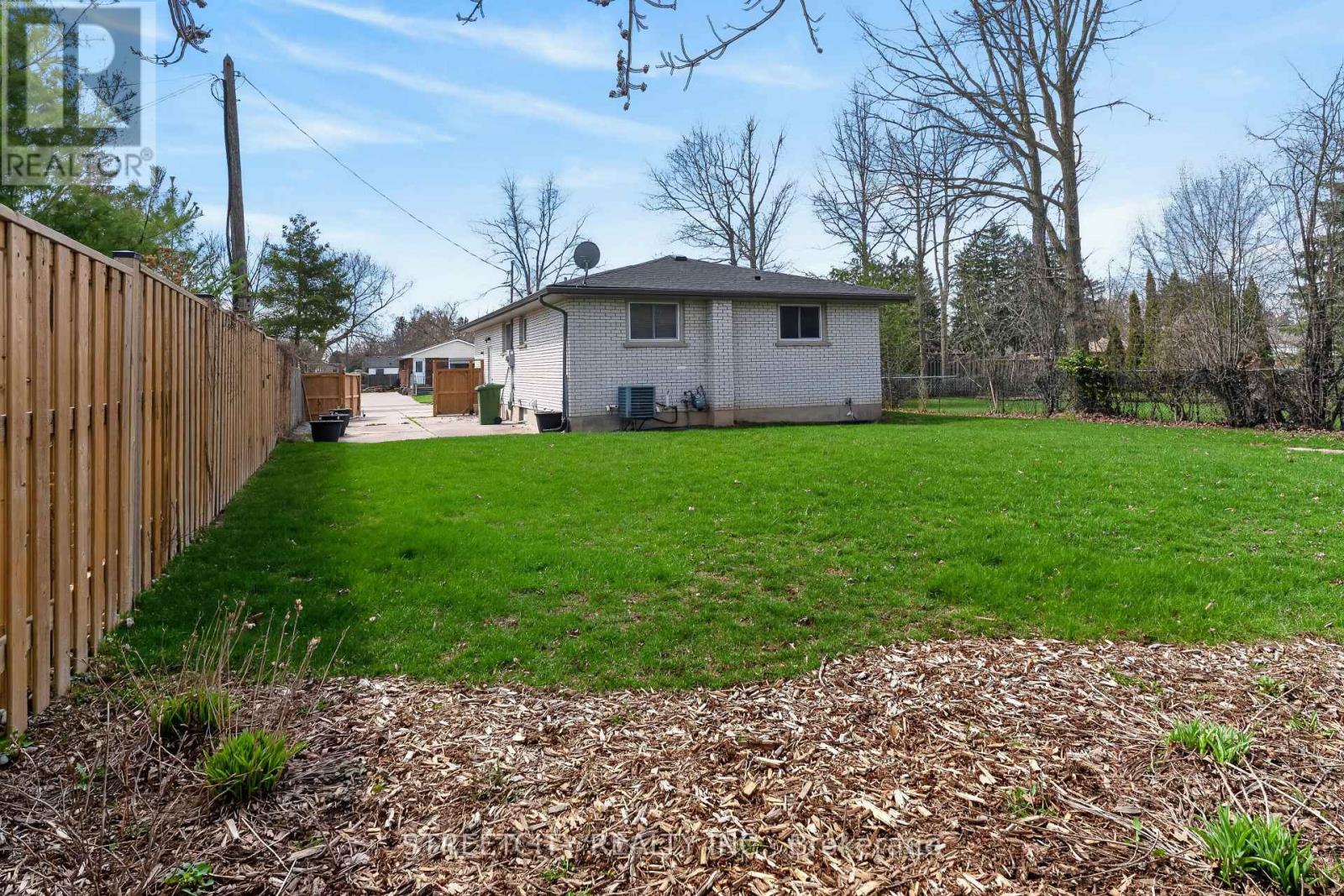 3 Brinkman Court, St. Thomas, Ontario  N5P 2G6 - Photo 45 - X12999584