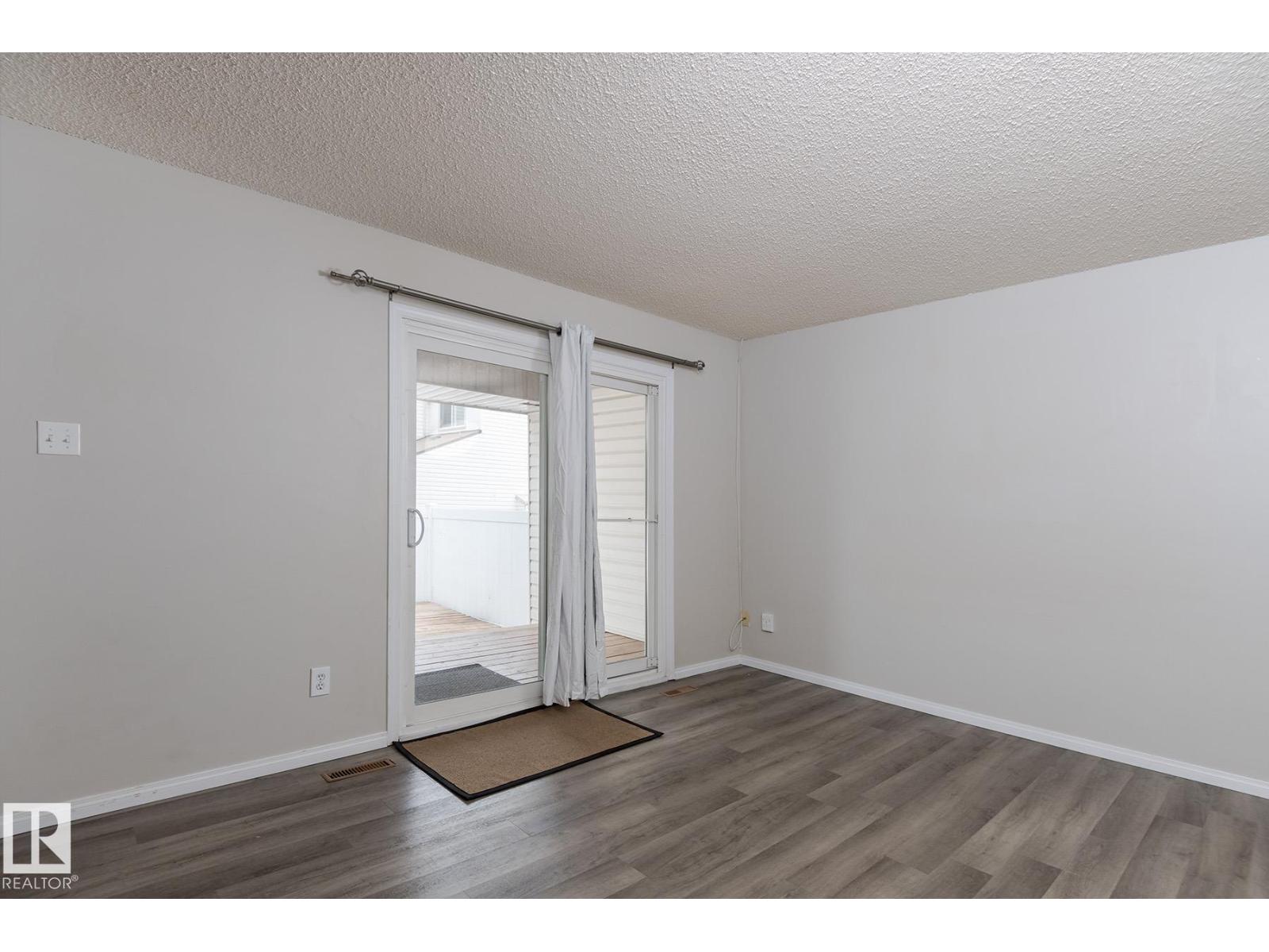 37 Woodvale Vg Nw, Edmonton, Alberta  T6L 1W4 - Photo 10 - E4482284
