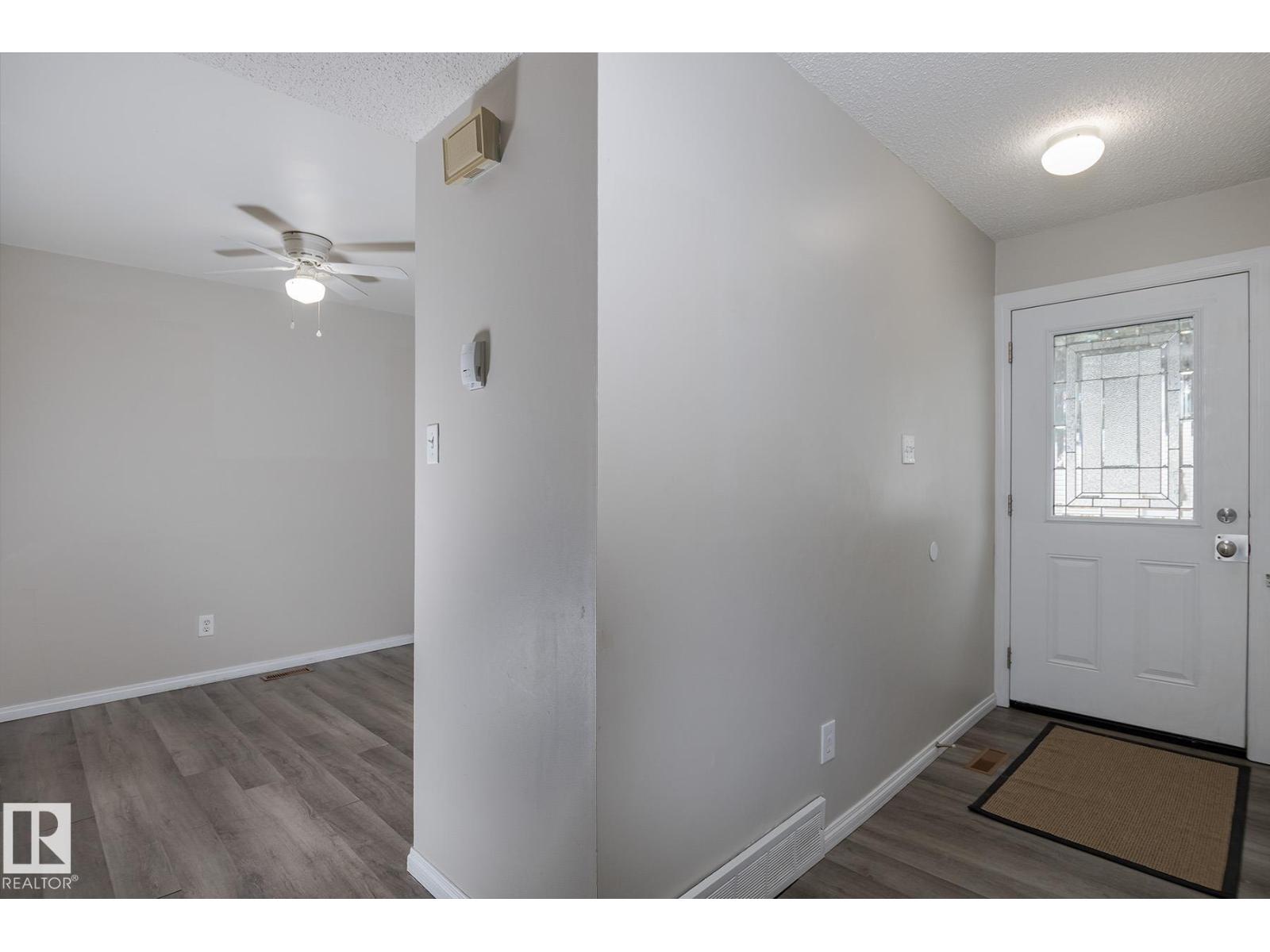 37 Woodvale Vg Nw, Edmonton, Alberta  T6L 1W4 - Photo 15 - E4482284