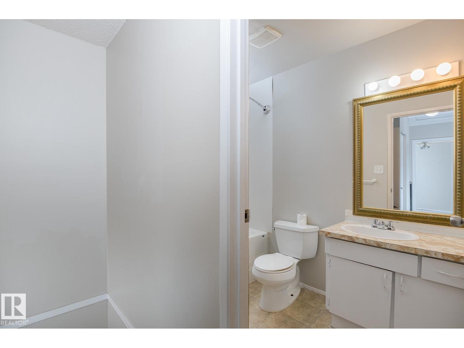 37 Woodvale Vg Nw, Edmonton, Alberta  T6L 1W4 - Photo 26 - E4482284