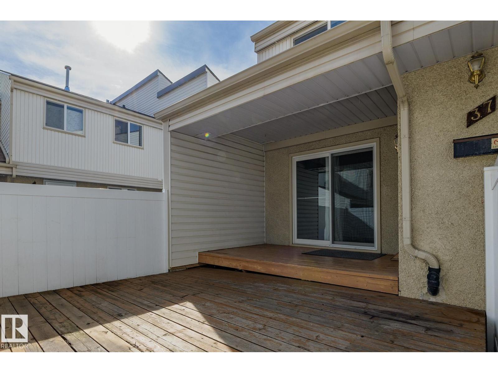 37 Woodvale Vg Nw, Edmonton, Alberta  T6L 1W4 - Photo 4 - E4482284