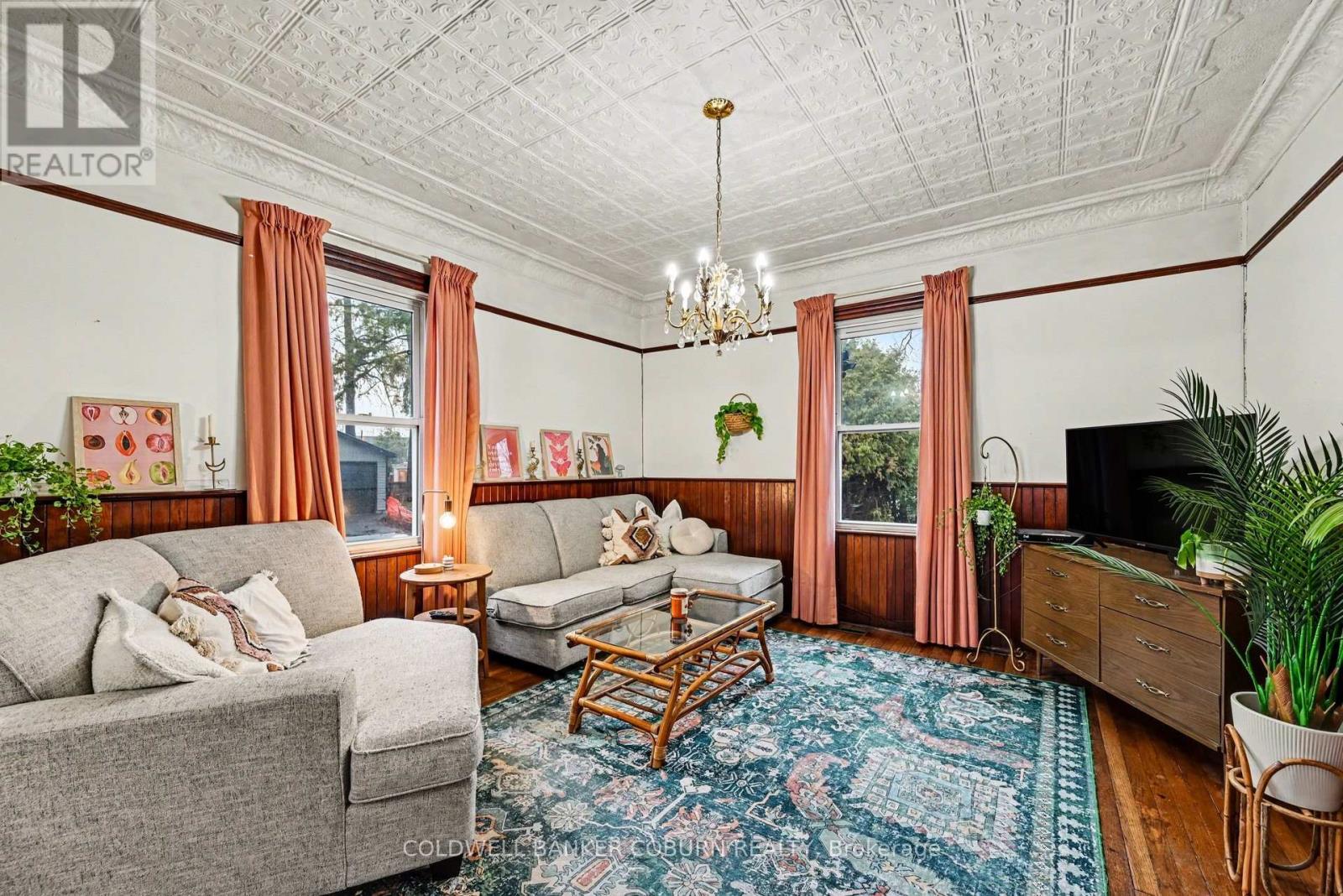 93 King Street, North Dundas, Ontario  K0C 1H0 - Photo 12 - X12999566