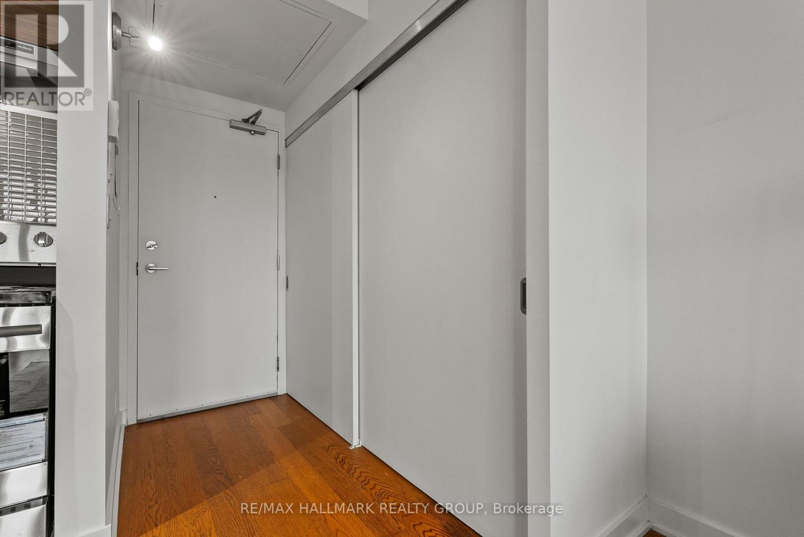 332 - 354 Gladstone Avenue, Ottawa, Ontario  K2P 0R4 - Photo 22 - X12999638