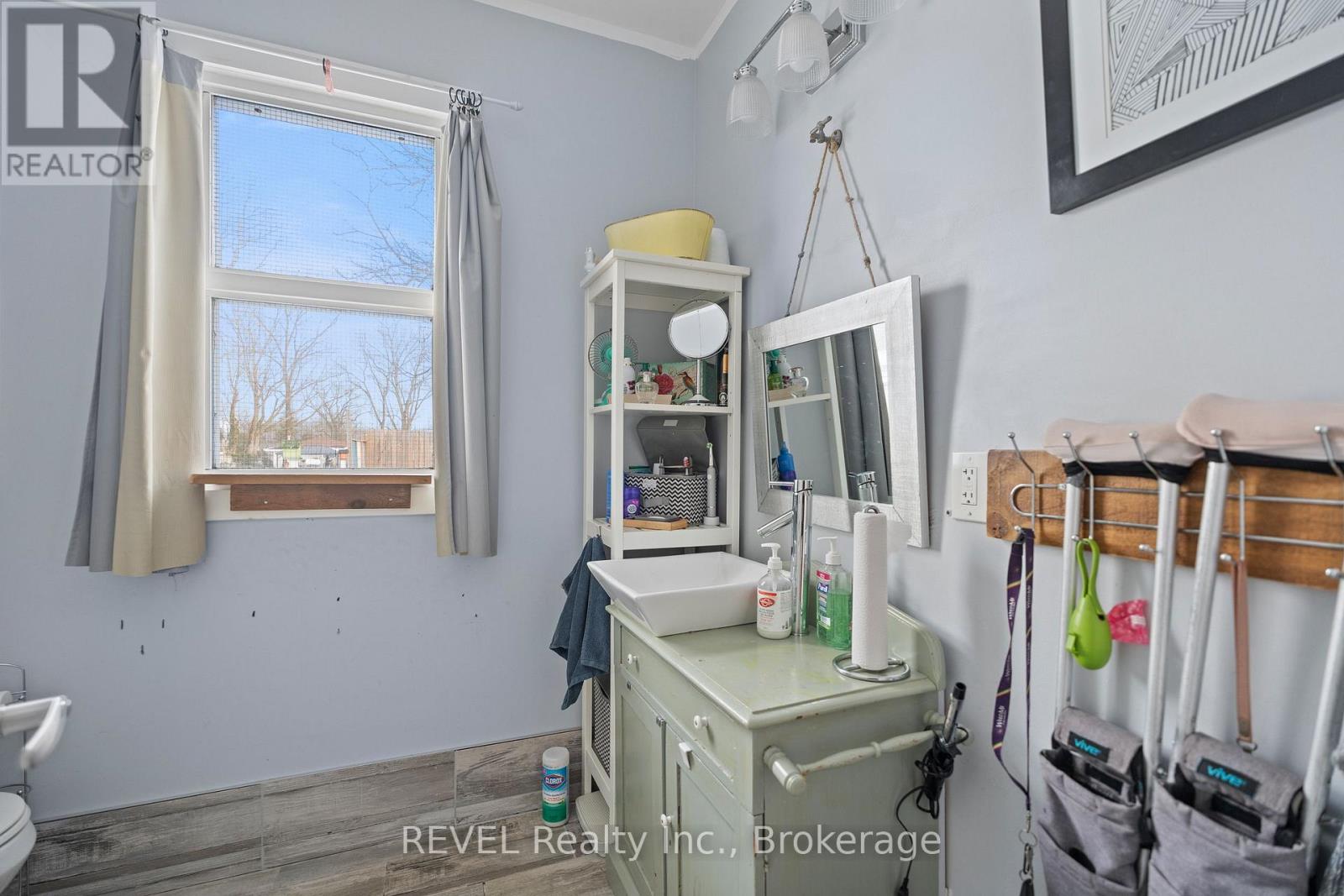 304 Ridge Rd N Road, Fort Erie, Ontario  L0S 1N0 - Photo 15 - X12999544