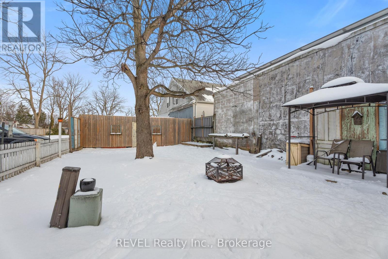 304 Ridge Rd N Road, Fort Erie, Ontario  L0S 1N0 - Photo 30 - X12999544