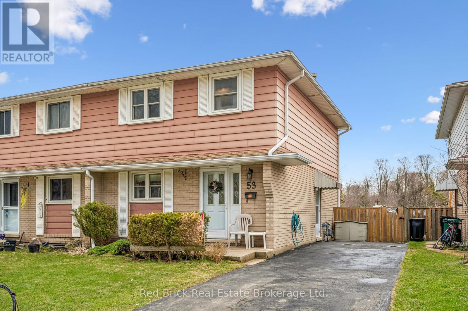 53 SHADELAND CRESCENT, Kitchener, Ontario