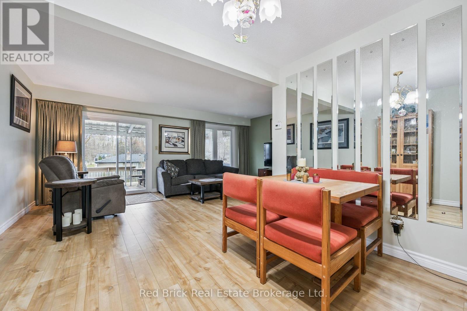 53 Shadeland Crescent, Kitchener, Ontario N2M 2J1 - Photo 6 - X12999614