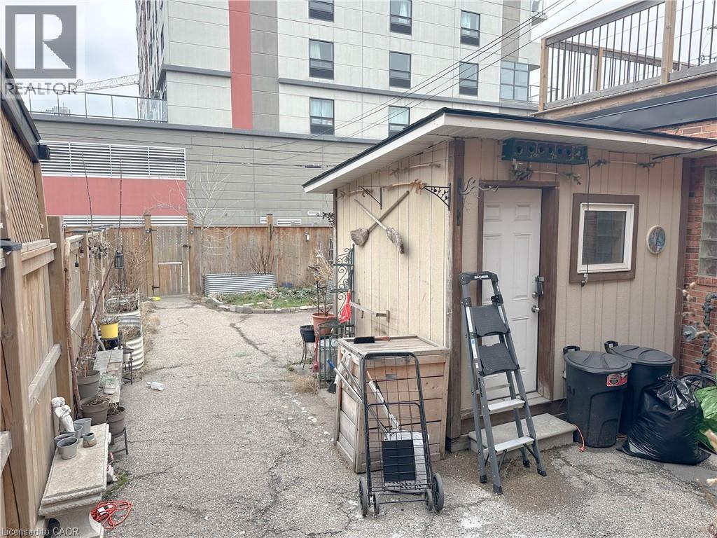 153 Wellington Street N, Hamilton, Ontario  L8R 1N4 - Photo 36 - 40819273