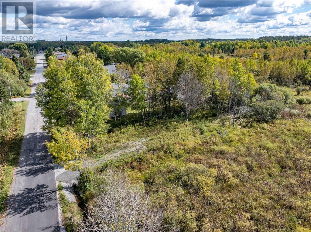 Pt1 Sunderland, Garson, Ontario  P3L 1M8 - Photo 2 - 2126121