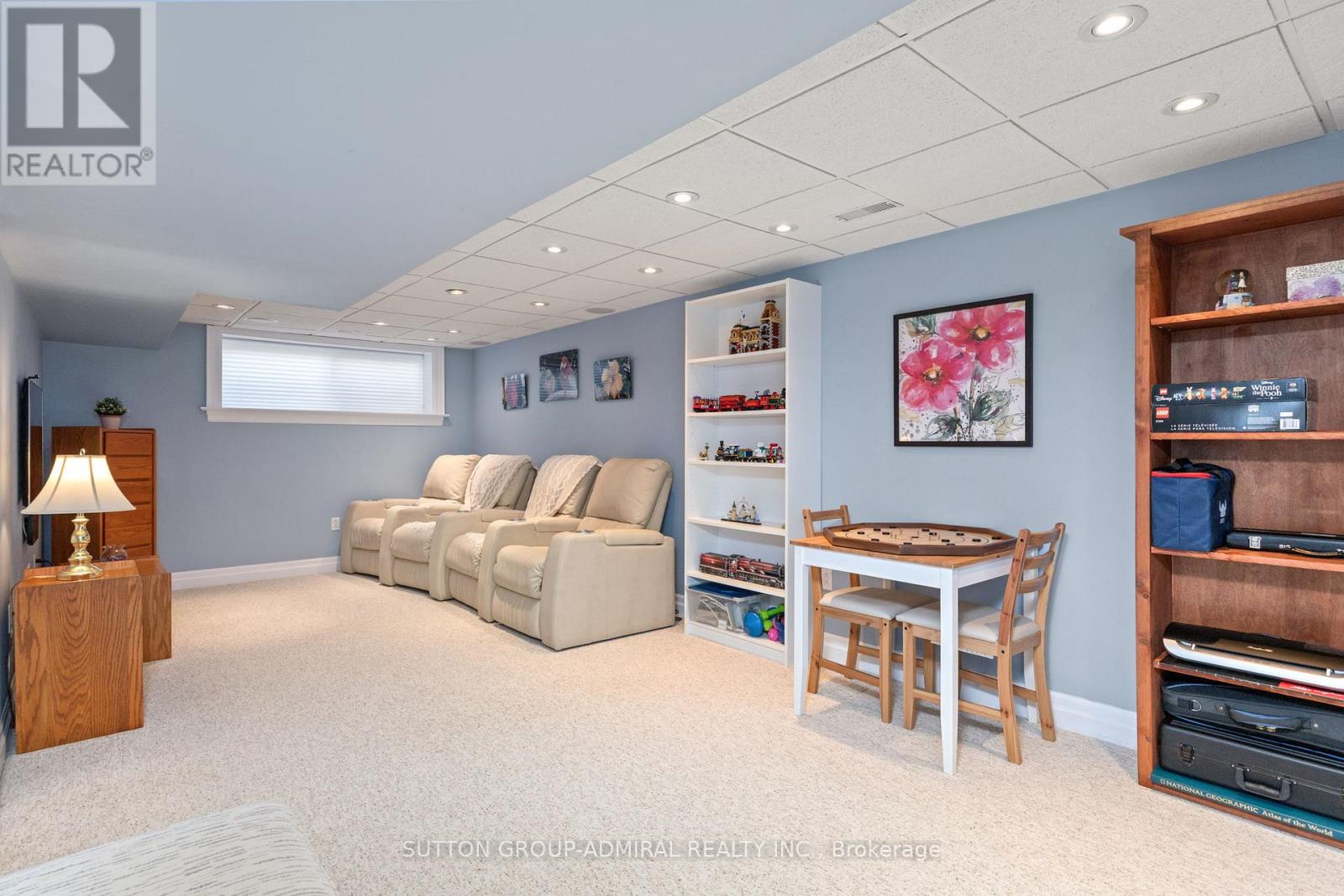 54 Starlight Crescent, Richmond Hill, Ontario  L4C 4X5 - Photo 38 - N12962792