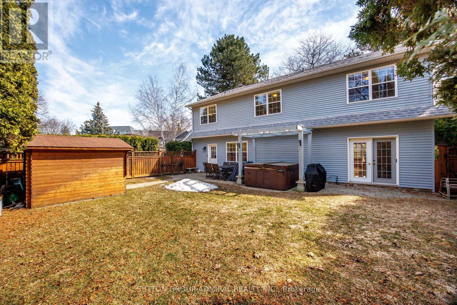 54 Starlight Crescent, Richmond Hill, Ontario  L4C 4X5 - Photo 47 - N12962792