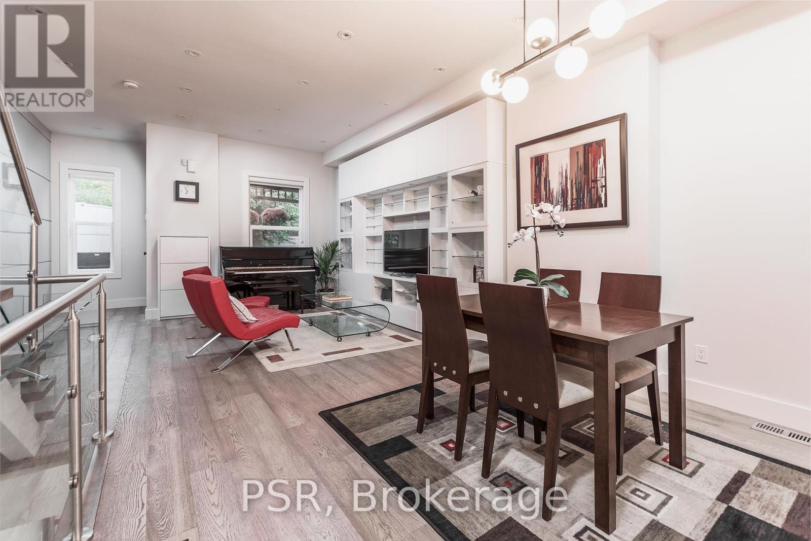 10 Bishop Street, Toronto, Ontario  M5R 1N2 - Photo 4 - C12999480