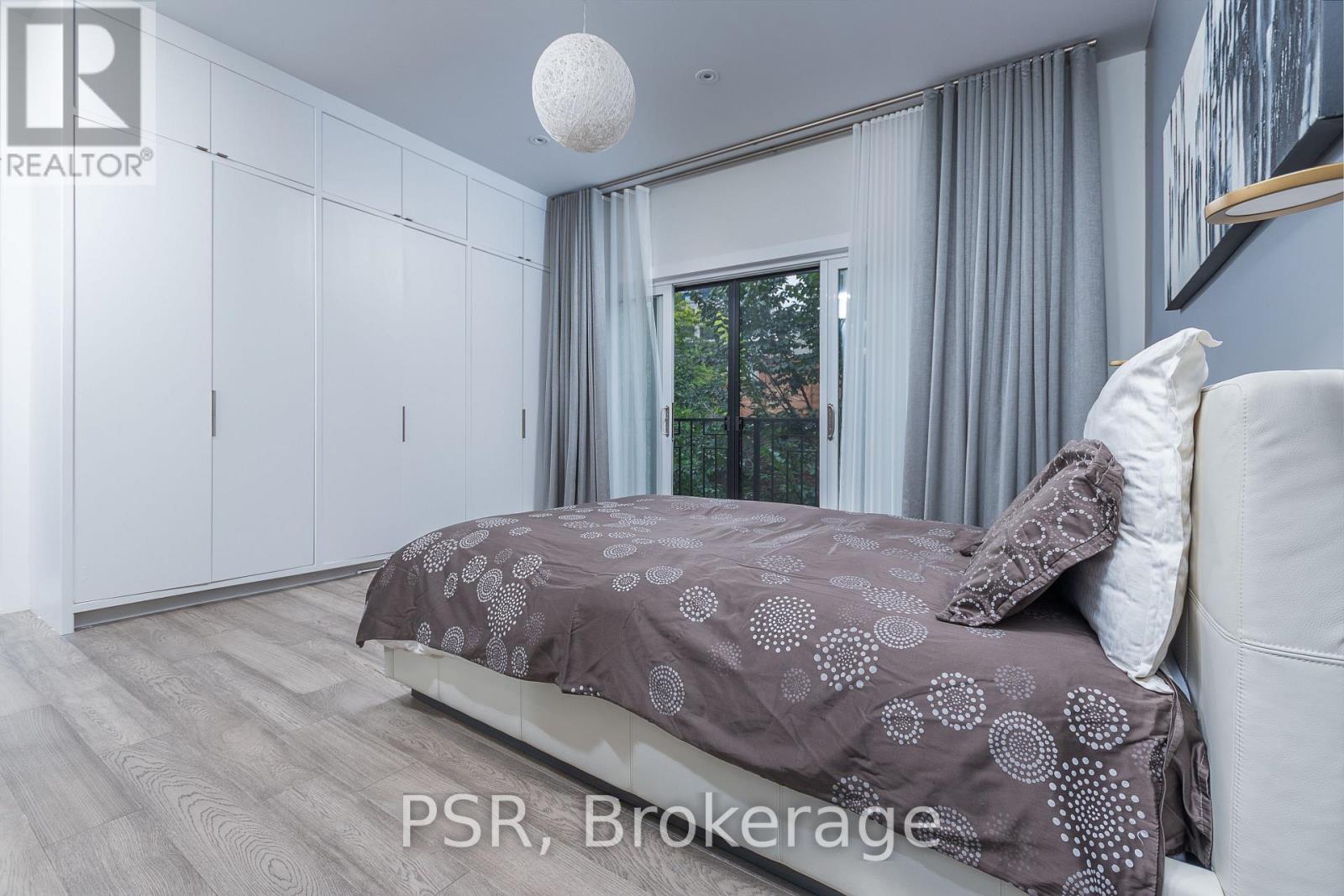 10 Bishop Street, Toronto, Ontario  M5R 1N2 - Photo 8 - C12999480