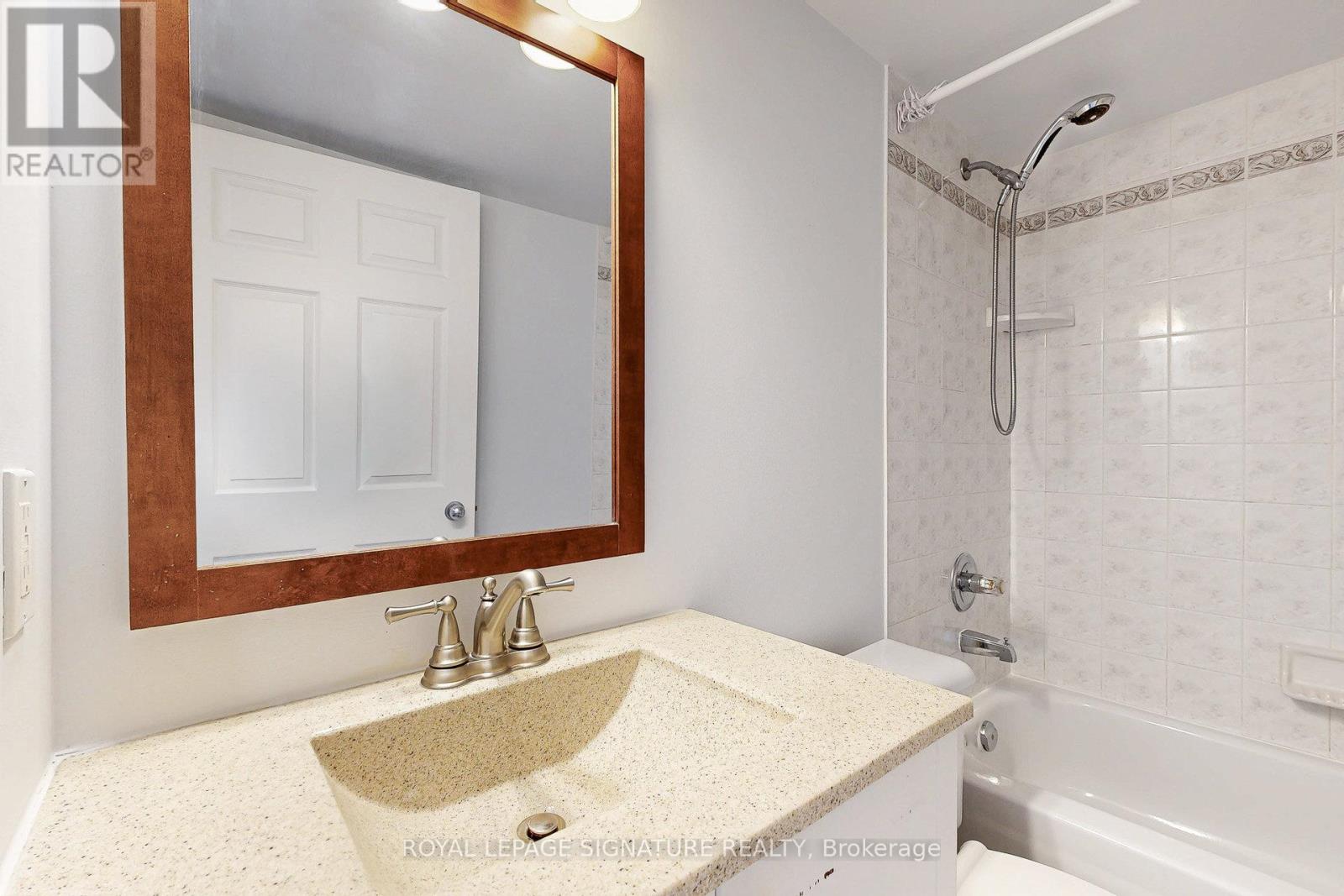 1205 - 39 Parliament Street, Toronto, Ontario  M5A 4R2 - Photo 5 - C12999522