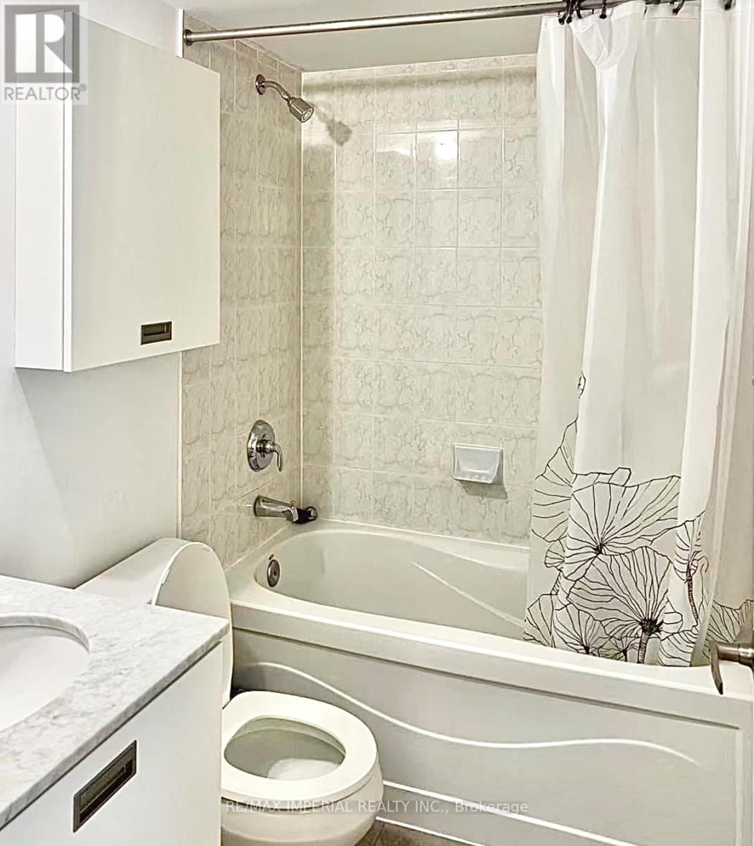 1006 - 38 Grenville Street, Toronto, Ontario  M4Y 1A5 - Photo 9 - C12999524