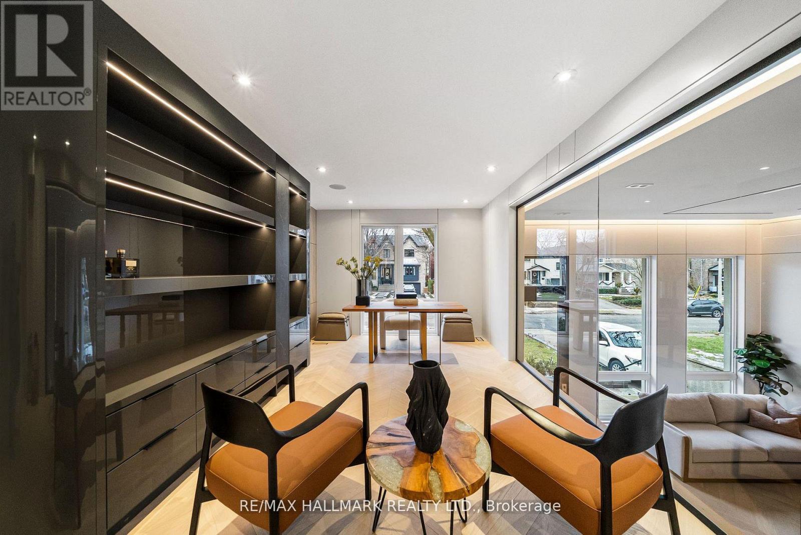 167 Parkhurst Boulevard, Toronto, Ontario  M4G 2E9 - Photo 19 - C12999538