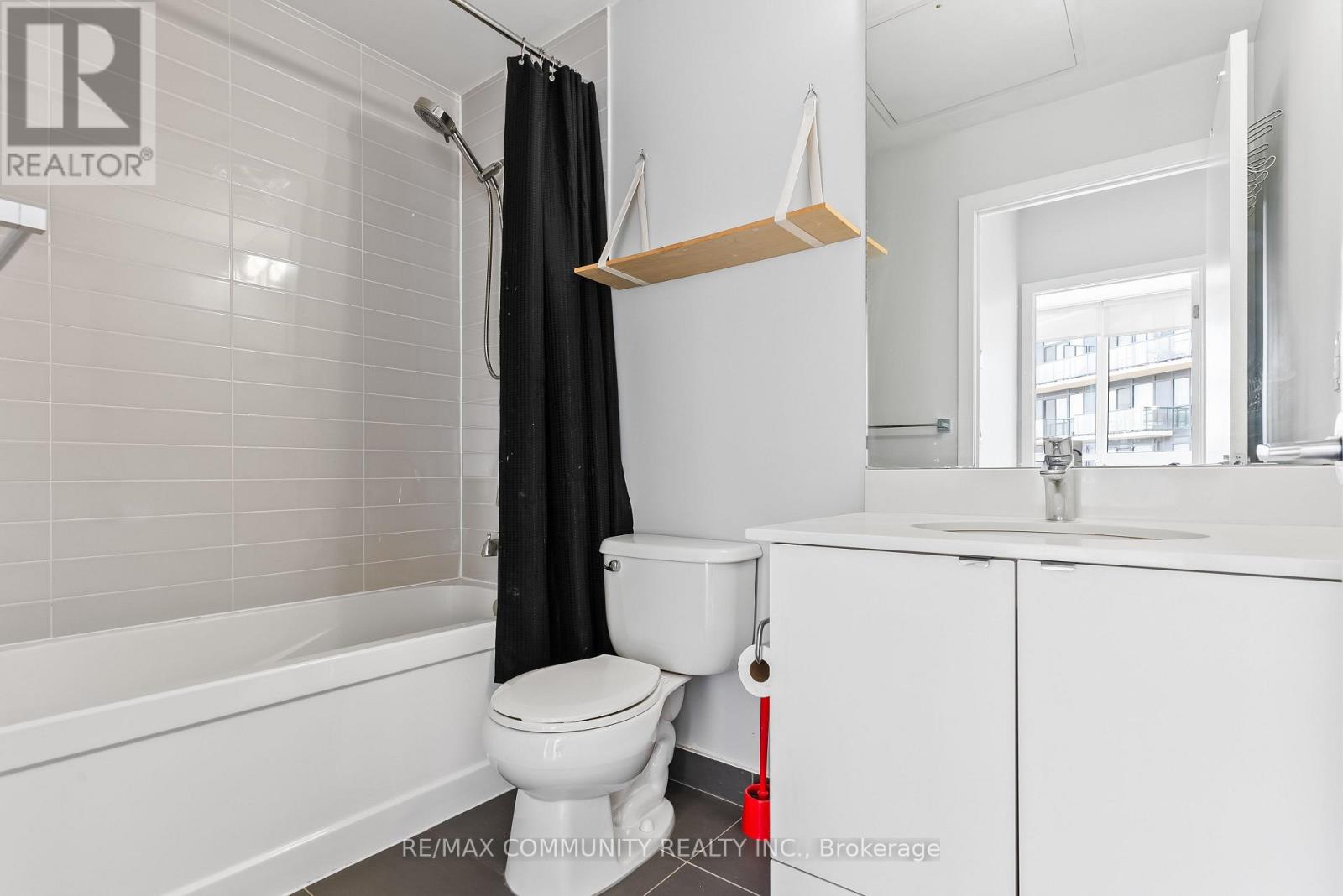 2408 - 51 East Liberty Street, Toronto, Ontario  M6K 3P8 - Photo 14 - C12999644