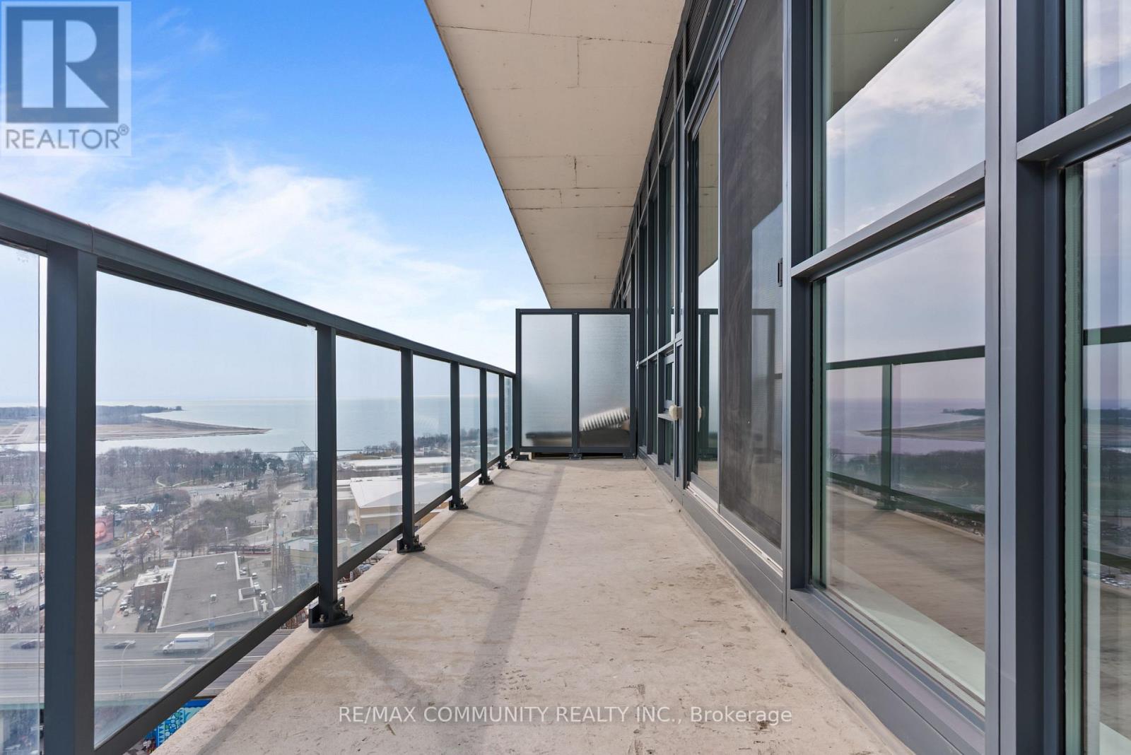 2408 - 51 East Liberty Street, Toronto, Ontario  M6K 3P8 - Photo 2 - C12999644