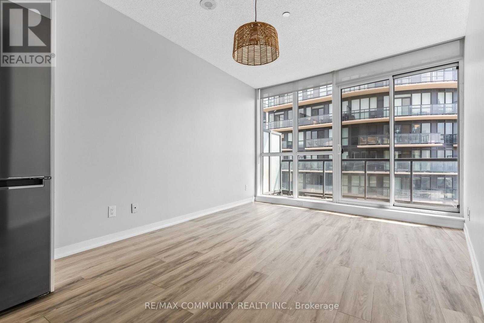 2408 - 51 East Liberty Street, Toronto, Ontario  M6K 3P8 - Photo 8 - C12999644