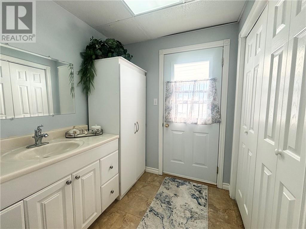 2327 Vermillion Lake Rd., Chelmsford, Ontario  P0M 1L0 - Photo 36 - 2127068