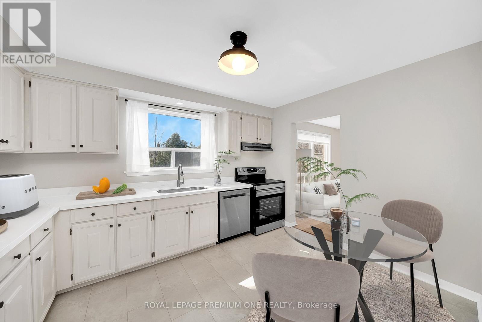 211 Chartland Boulevard S, Toronto, Ontario  M1S 2S4 - Photo 11 - E12999594