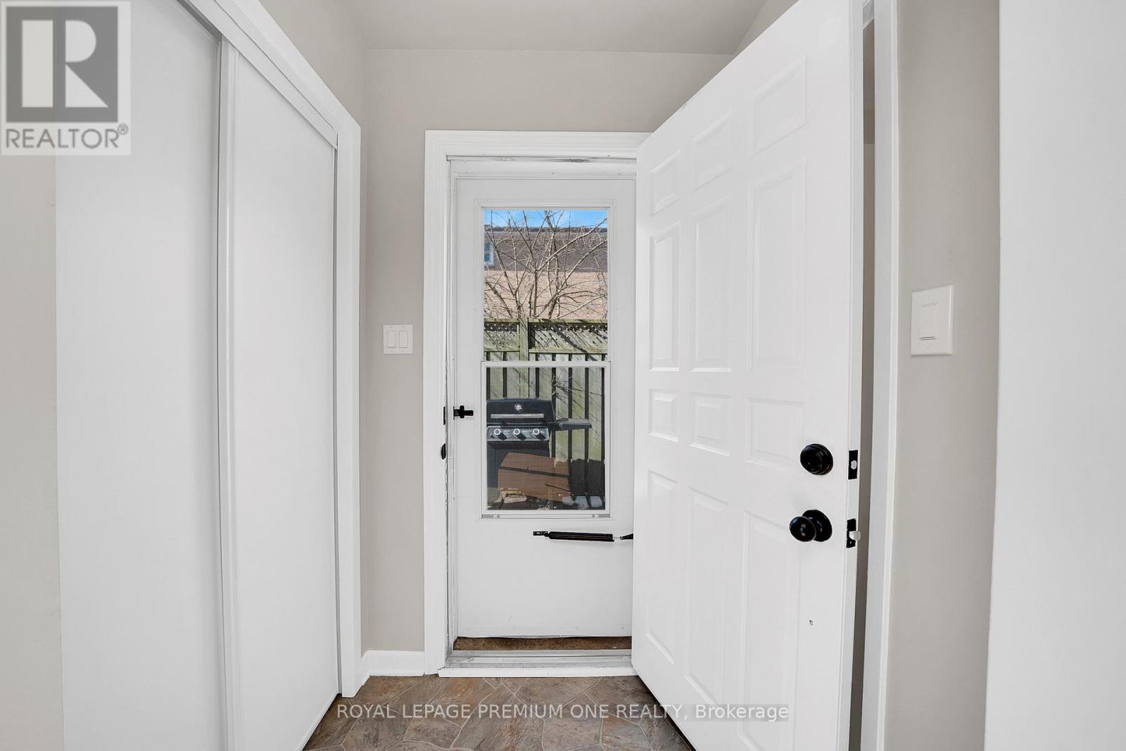 211 Chartland Boulevard S, Toronto, Ontario  M1S 2S4 - Photo 18 - E12999594